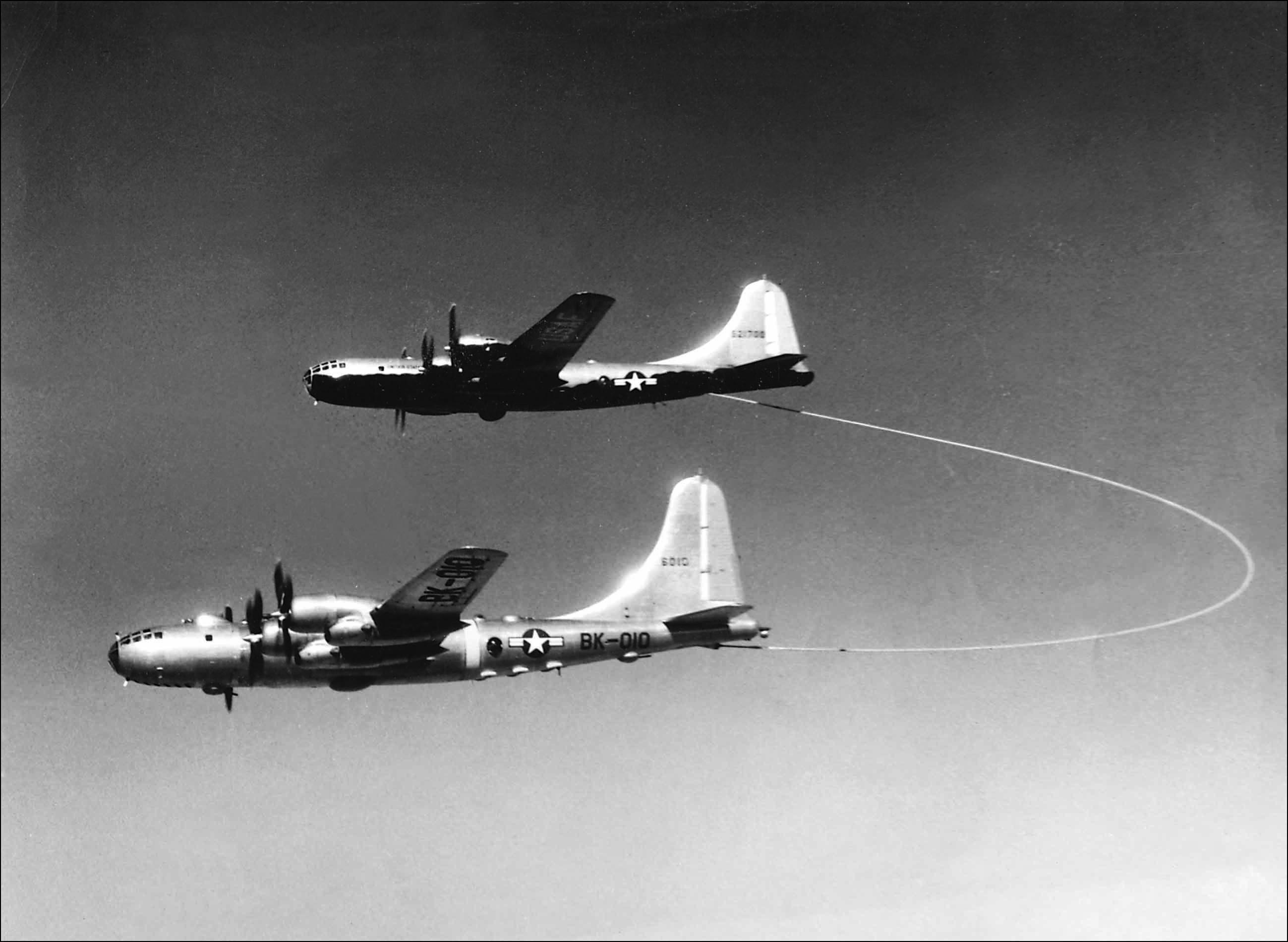 B-50 Superfortress Lucky Lady II first non-stop round the world flight 1949